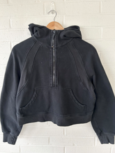 Load image into Gallery viewer, Lululemon Athletic Jacket Size Small
