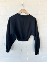 Load image into Gallery viewer, Alo Sweatshirt Size Extra Small
