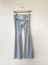 Load image into Gallery viewer, Pink By Victoria's Secret Pants Size Small
