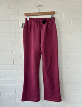 Load image into Gallery viewer, Pants Size Small
