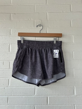 Load image into Gallery viewer, Lulu Lemon Athletic Shorts Size Small
