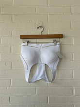 Load image into Gallery viewer, Gym Shark Sports Bra Size Small
