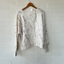 Load image into Gallery viewer, Altar'd State Sweater Size Medium
