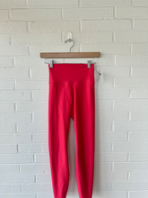 Load image into Gallery viewer, Alo Athletic Pants Extra Extra Small
