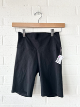 Load image into Gallery viewer, Tna Athletic Shorts Size Small
