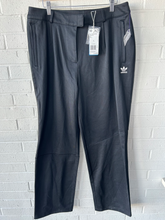 Load image into Gallery viewer, Adidas Pants Size Large
