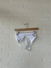 Load image into Gallery viewer, Gym Shark Sports Bra Size Extra Small
