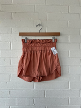 Load image into Gallery viewer, Free People Athletic Shorts Size Extra Small
