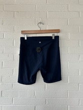 Load image into Gallery viewer, Lulu Lemon Athletic Shorts Size 9/10

