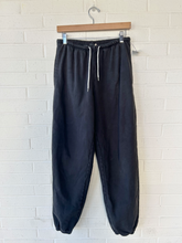 Load image into Gallery viewer, John Galt Pants Size Medium
