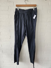 Load image into Gallery viewer, Lululemon Athletic Pants Size Large
