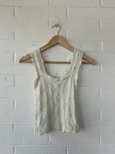 Load image into Gallery viewer, Free People Tank Top Size Small
