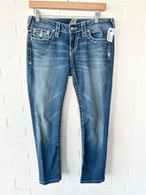 Load image into Gallery viewer, True Religion Denim Size 5/6 (28)
