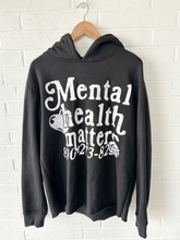 Load image into Gallery viewer, Sweatshirt Size Extra Large
