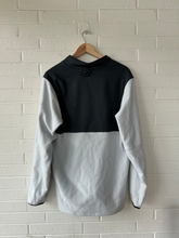 Load image into Gallery viewer, Nike Therma Fit Outerwear Size Large
