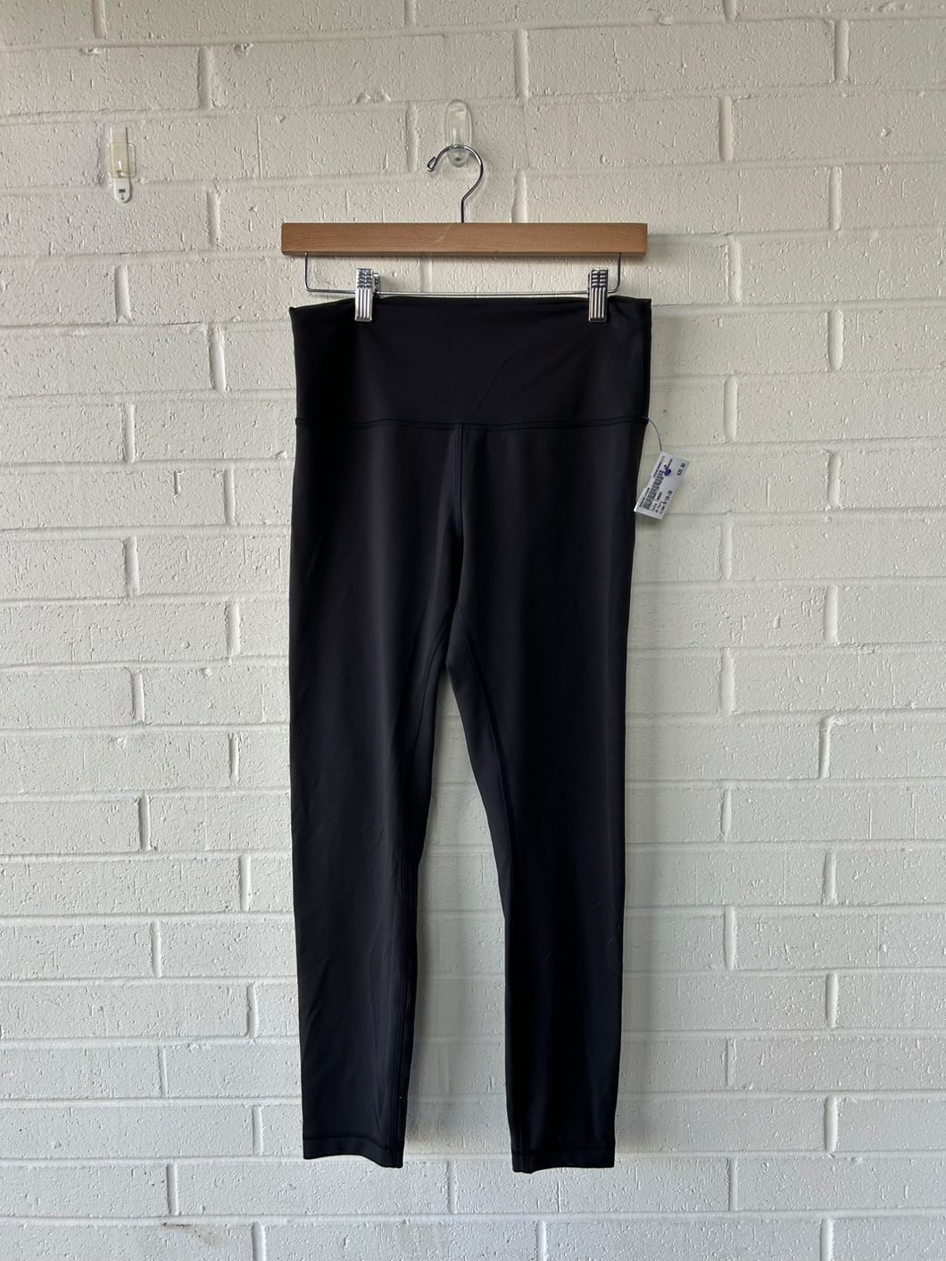 Lulu Lemon Athletic Pants Size 9/10 (30)