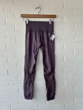 Load image into Gallery viewer, Gym Shark Athletic Pants Size Extra Small
