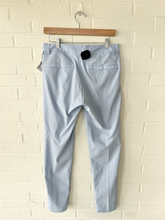 Load image into Gallery viewer, Lululemon Pants Size Small
