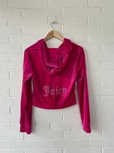 Load image into Gallery viewer, Juicy Couture Sweatshirt Size Medium
