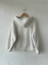 Load image into Gallery viewer, American Eagle Outerwear Size Small
