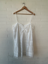 Load image into Gallery viewer, Aeropostale Dress Size XXL
