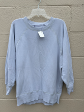 Load image into Gallery viewer, Aerie Sweatshirt Size Small
