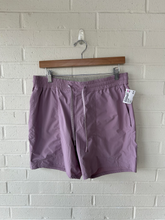 Load image into Gallery viewer, Lululemon Athletic Shorts Size Large
