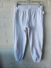 Load image into Gallery viewer, Tna Pants Size Small
