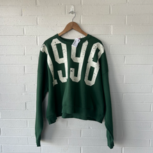 Load image into Gallery viewer, Urban Outfitters ( U ) Sweatshirt Size Extra Large
