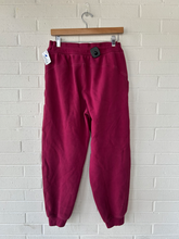 Load image into Gallery viewer, Lulu Lemon Athletic Pants Size Medium
