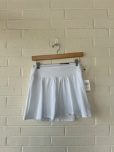Load image into Gallery viewer, Gilley Hicks Athletic Shorts Size Medium
