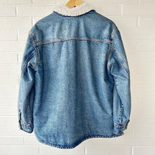 Load image into Gallery viewer, Old Navy Heavy Outerwear Size Large
