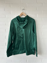 Load image into Gallery viewer, Sweatshirt Size Medium
