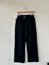 Load image into Gallery viewer, Pants Size Small
