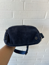 Load image into Gallery viewer, Belt Bag
