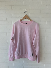 Load image into Gallery viewer, Comfrt Long Sleeve Top Size Medium
