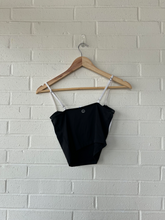 Load image into Gallery viewer, Gilley Hicks Athletic Top Size Small

