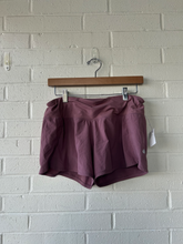 Load image into Gallery viewer, Lulu Lemon Athletic Shorts Size 5/6

