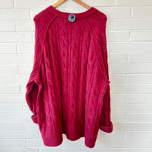 Load image into Gallery viewer, Aerie Sweater Size Extra Large

