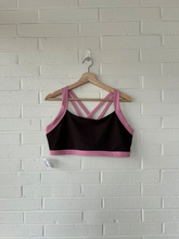 Load image into Gallery viewer, Old Navy Sports Bra Size Extra Large

