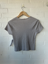 Load image into Gallery viewer, Bdg Short Sleeve Top Size Large
