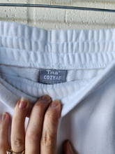 Load image into Gallery viewer, Tna Pants Size Small
