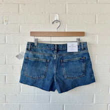 Load image into Gallery viewer, Zara Shorts Size 3/4

