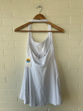 Load image into Gallery viewer, Vuori Dress Size Small

