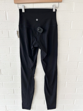 Load image into Gallery viewer, Lululemon Athletic Pants Size Small
