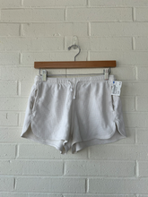 Load image into Gallery viewer, Brandy Melville Shorts Size Extra Small
