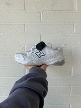 Load image into Gallery viewer, New Balance Womens Athletic Shoes Womens 7
