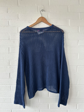 Load image into Gallery viewer, Edikted Long Sleeve T-Shirt Size Large
