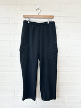 Load image into Gallery viewer, Tna Pants Size Medium
