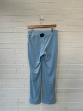 Load image into Gallery viewer, Juicy Couture Pants Size Small
